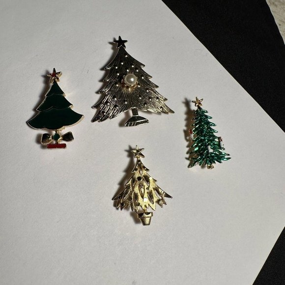 Lot Of 4 Christmas Tree Holiday Brooch Pins Gold Tone Vintage - Modern - Picture 1 of 10